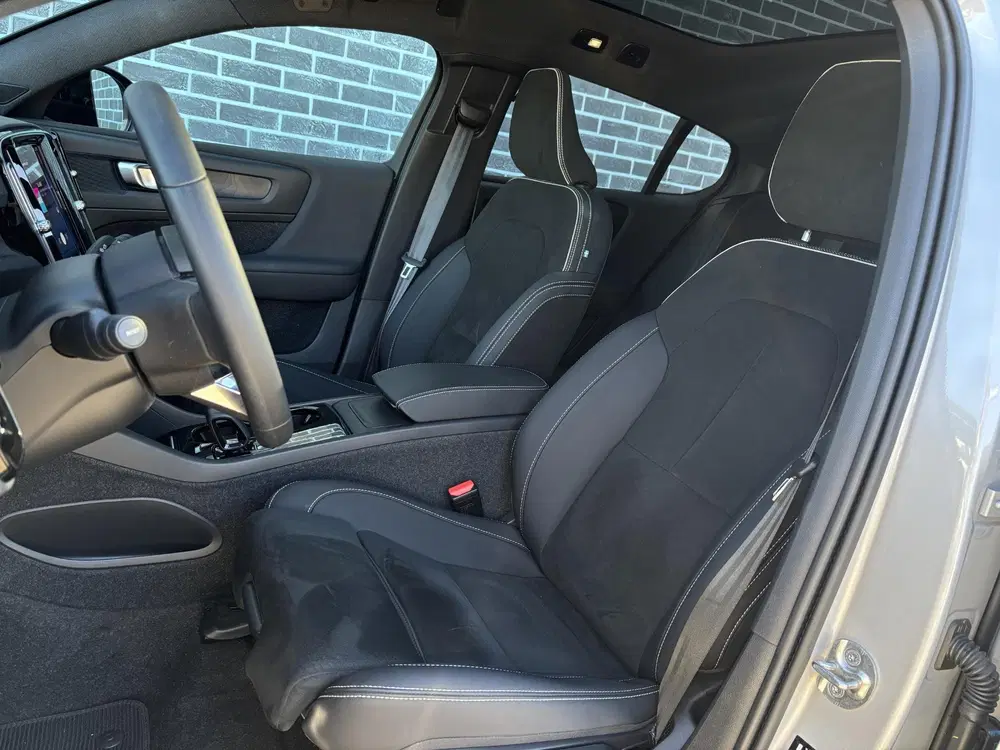 Volvo C40 Recharge Plus 69 kWh uit 2023, foto 12