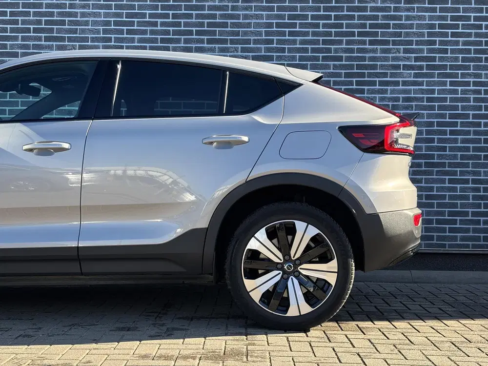 Volvo C40 Recharge Plus 69 kWh uit 2023, foto 9