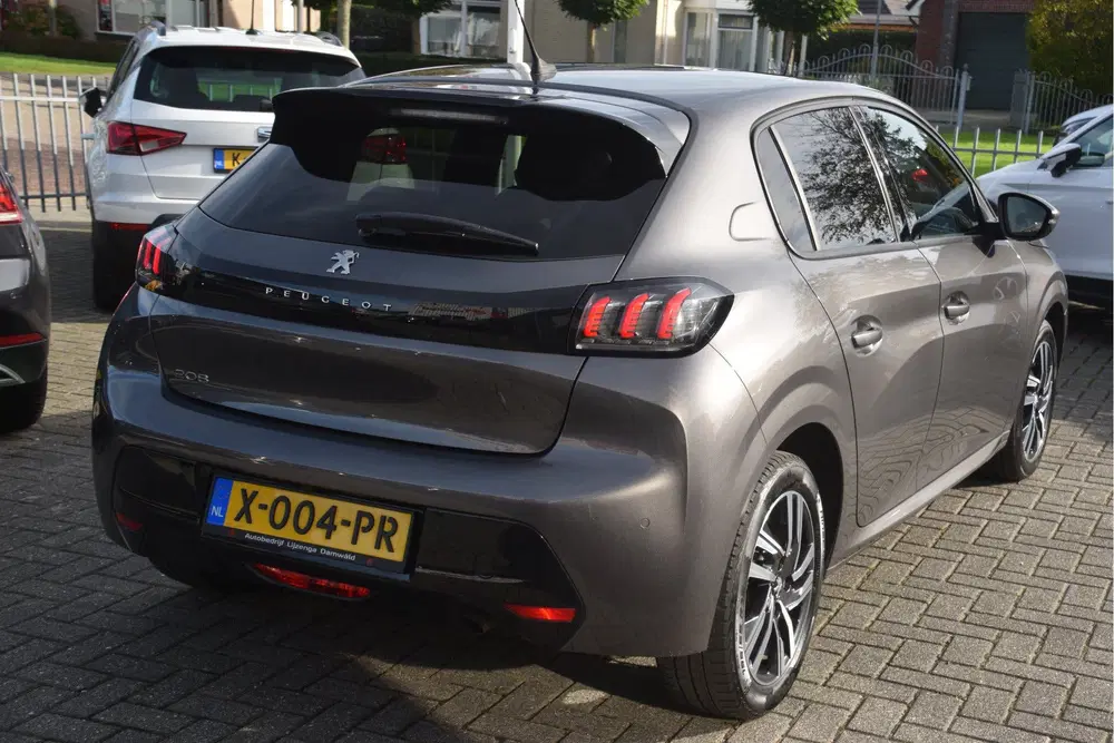 Peugeot 208 1.2 PureTech Allure Pack LED uit 2020, foto 5