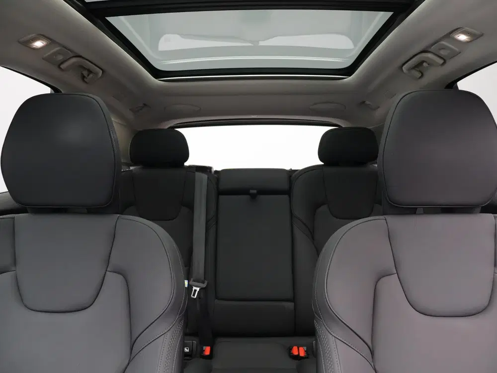 Volvo XC60 T6 AWD Plug-in hybrid Ultra Dark uit 2026, foto 11