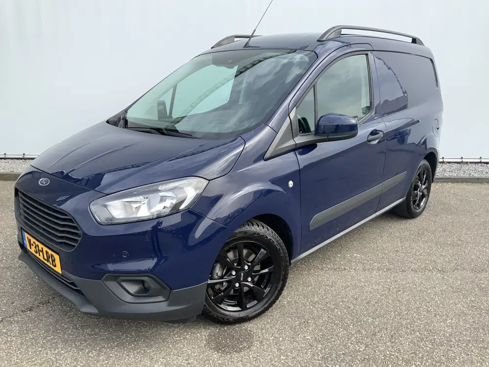 Ford Transit Courier 1.0 Limited EcoBoost S&S BENZINE Airco uit 2023