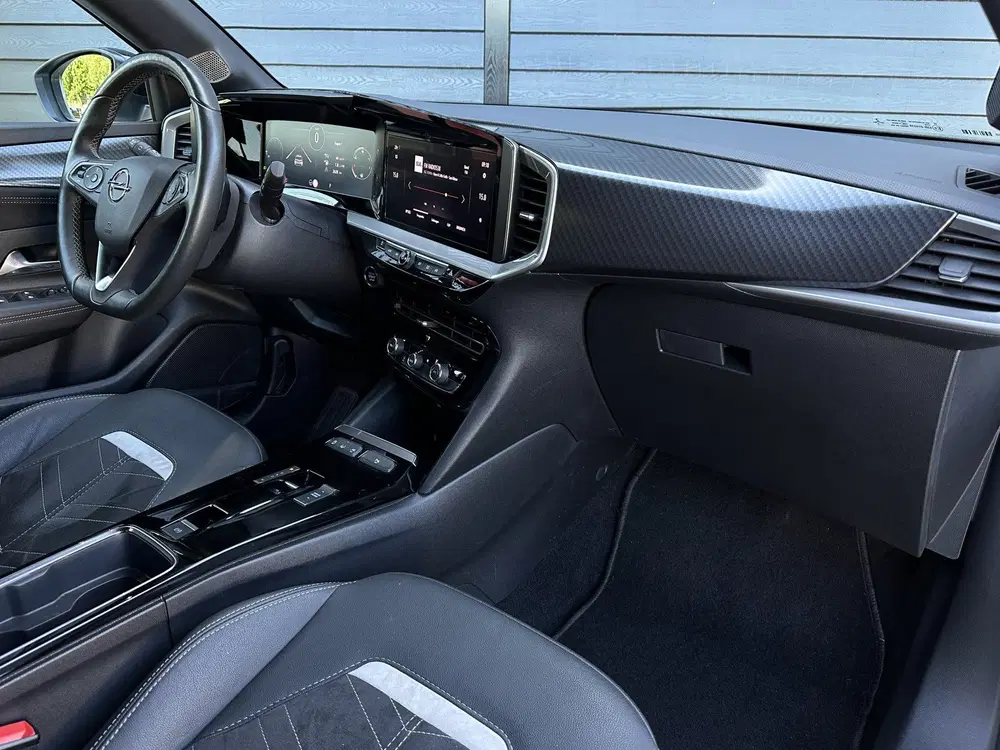 Opel Mokka 1.2 Turbo 131 pk Automaat Ultimate Keyless uit 2022, foto 2