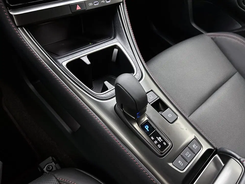 Lexus LBX Emotion 2WD Tech Pack uit 2025, foto 14