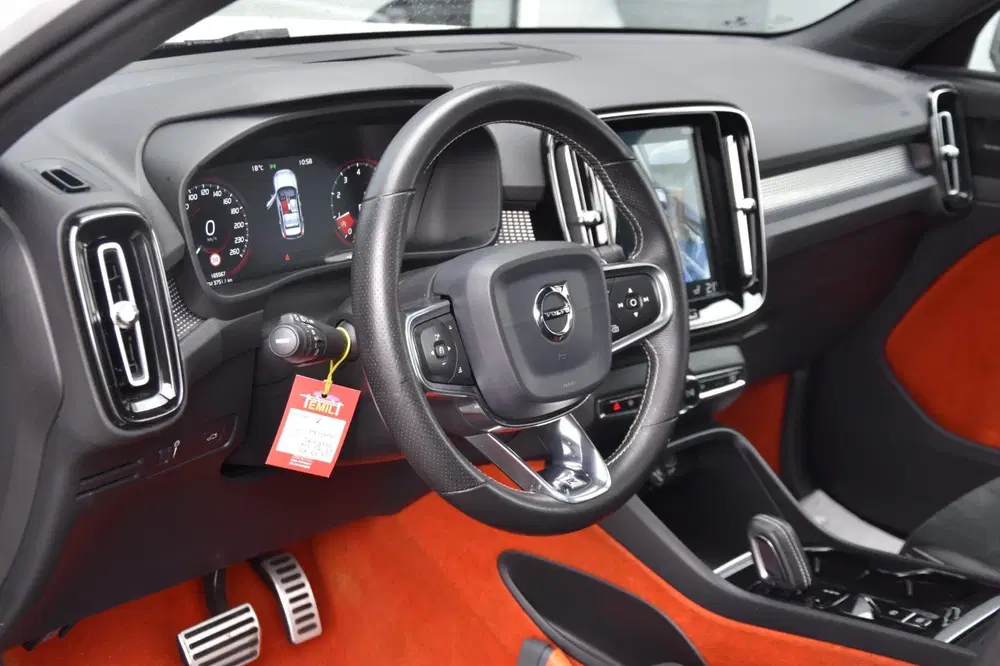 Volvo XC40 2.0 T5 AWD R-Design Automaat Pano Camera A uit 2019, foto 15