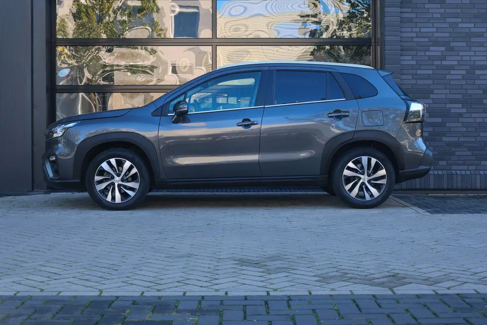 Suzuki S-Cross 1.4 Boosterjet Style Smart Hybrid uit 2025, foto 11