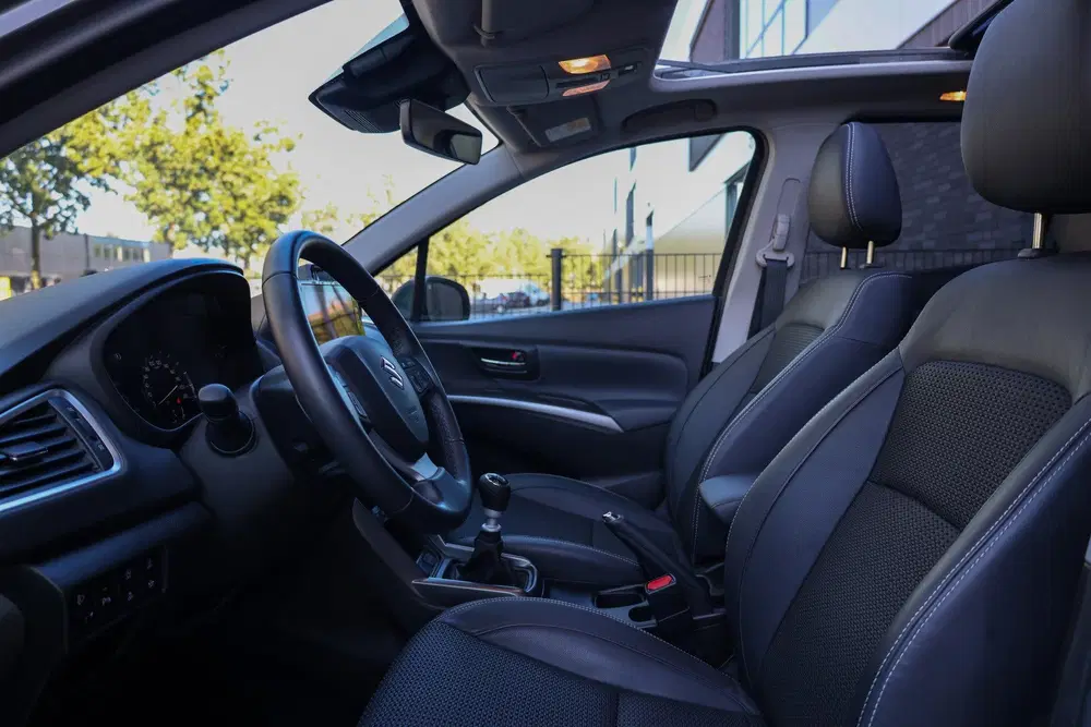 Suzuki S-Cross 1.4 Boosterjet Style Smart Hybrid uit 2025, foto 12