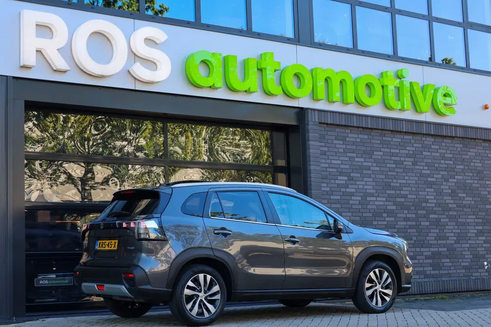 Suzuki S-Cross 1.4 Boosterjet Style Smart Hybrid uit 2025, foto 2