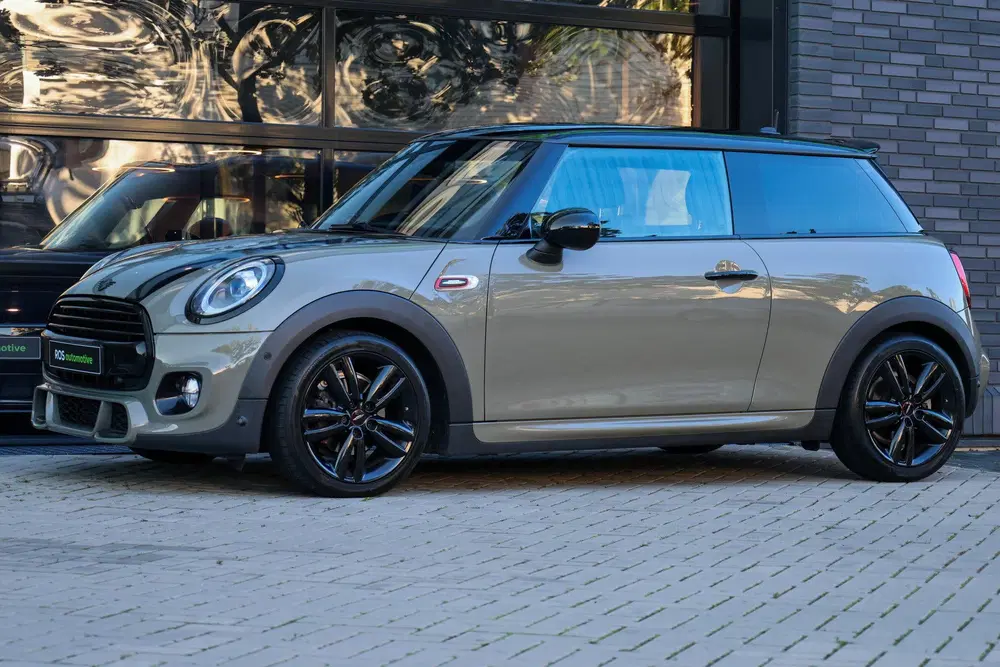 Mini Cooper 1.5 Cooper uit 2019, foto 10
