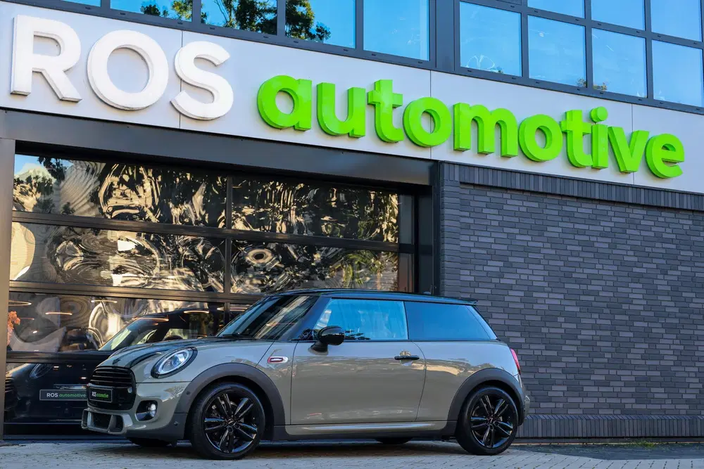 Mini Cooper 1.5 Cooper uit 2019, foto 3