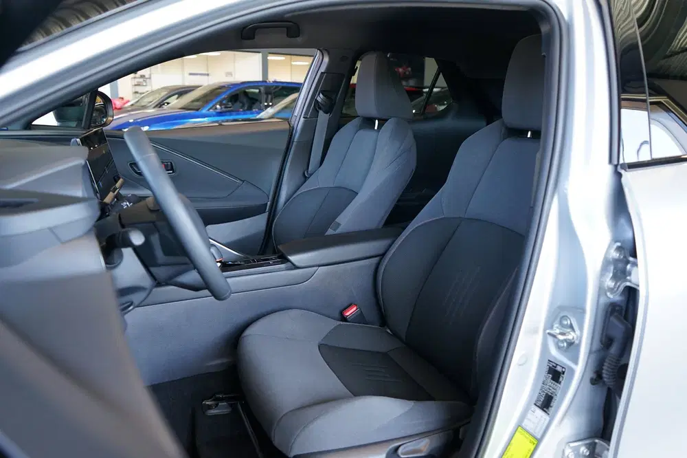 Toyota C-HR 2.0 Hybrid 200 STOEL uit 2024, foto 5