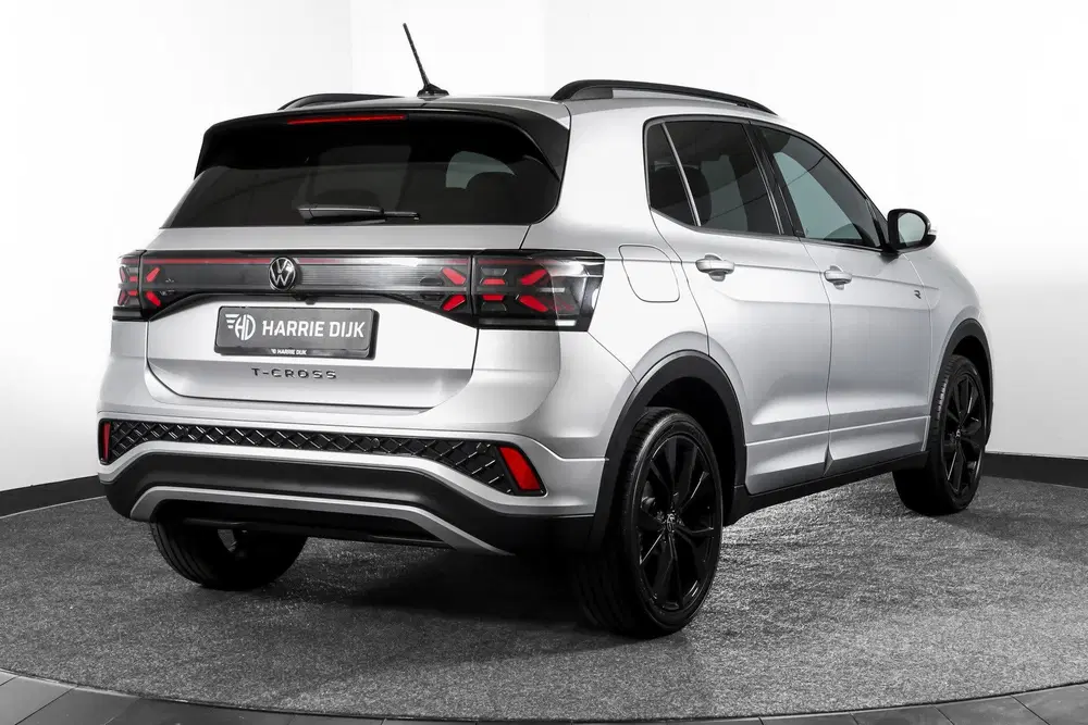 Volkswagen T-Cross 1.0 TSI 115 PK R-Line uit 2025, foto 2