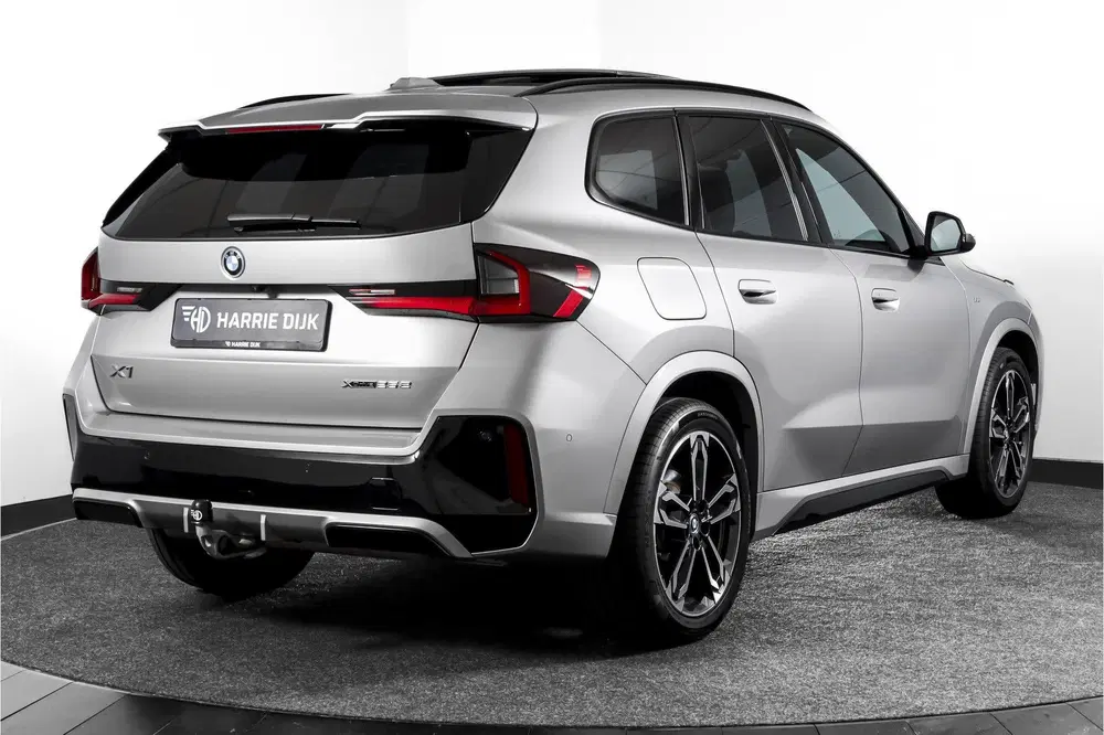 BMW X1 xDrive25e 245 PK M-Sport uit 2026, foto 2