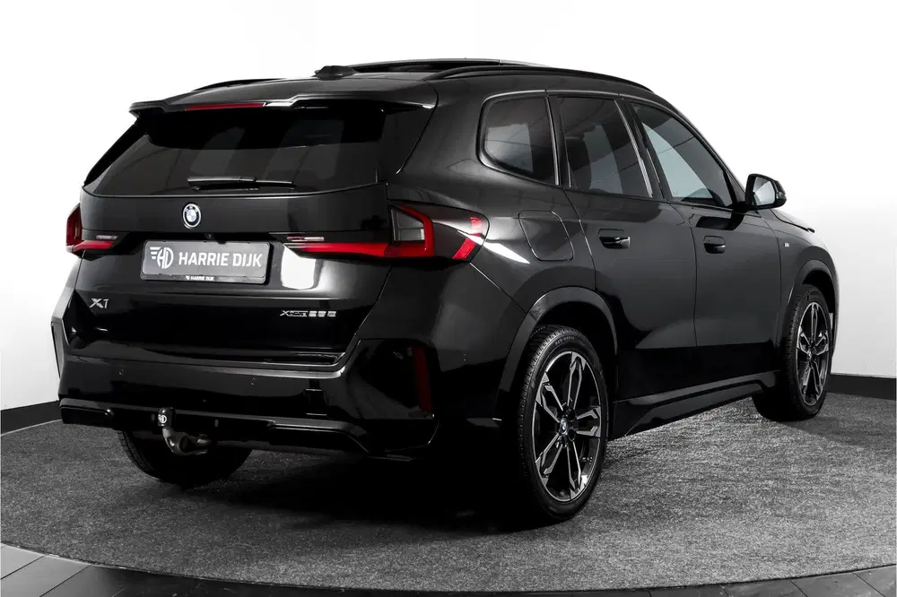 BMW X1 xDrive25e 245 PK M-Sport uit 2026, foto 2
