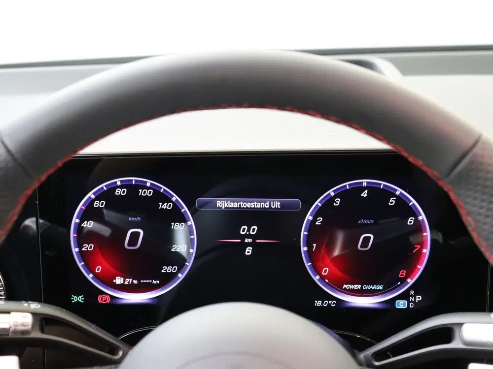 Mercedes-Benz GLB 200 Business Solution AMG AMG Line Plus uit 2026, foto 11