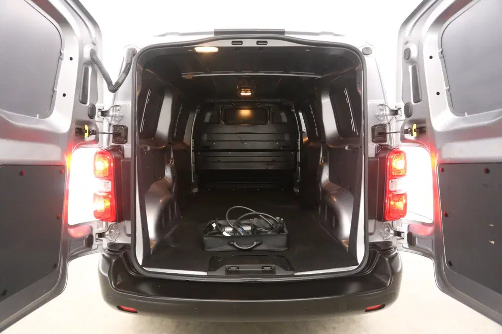 Opel Vivaro Elektrisch 75 kWh L2H1 Long Range uit 2022, foto 3