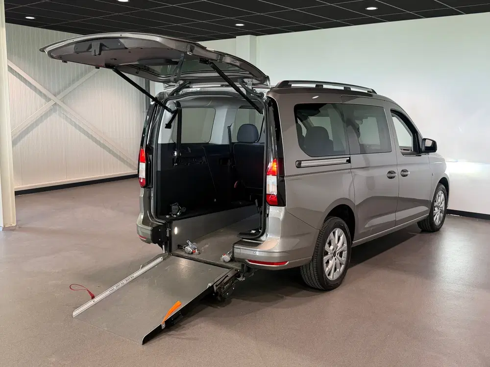 Ford Tourneo CONNECT L2 Rolstoelauto Automaat 5+1 El.Kl uit 2023, foto 6
