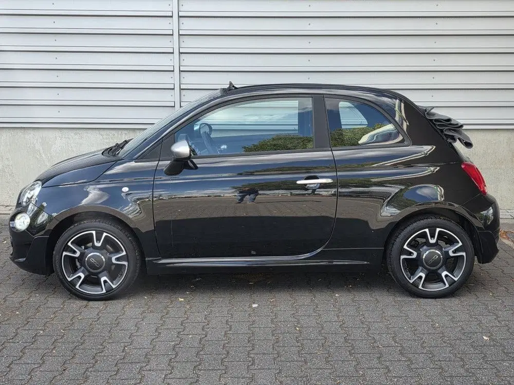 Fiat 500C Hybride uit 2020, foto 2