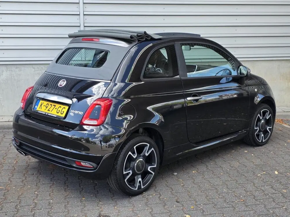 Fiat 500C Hybride uit 2020, foto 6
