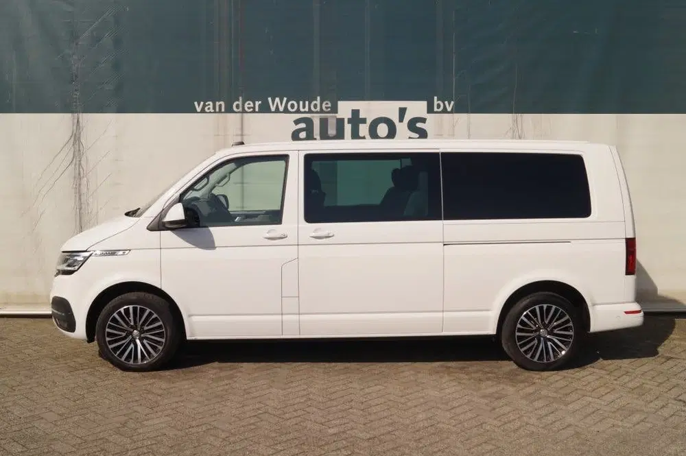 Volkswagen Transporter 2.0 TDI 199pk DSG Bulli 4Motion Dubbe uit 2020