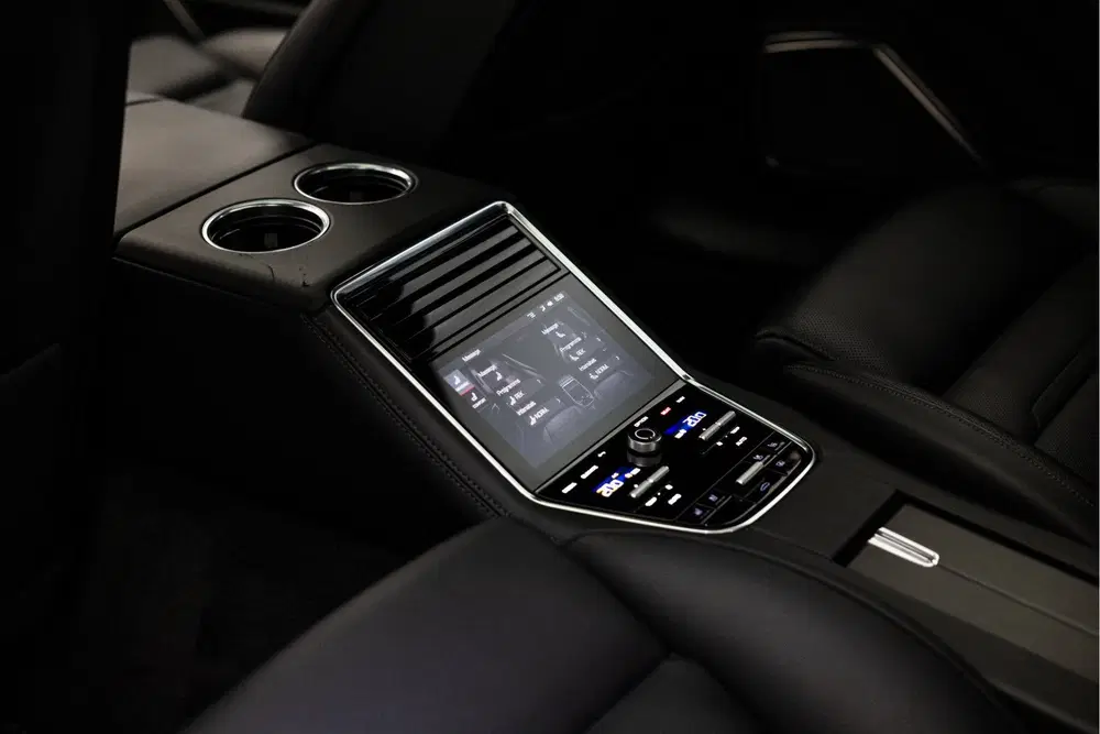 Porsche Panamera 4.0 Turbo S E-Hybrid Executive uit 2020, foto 15