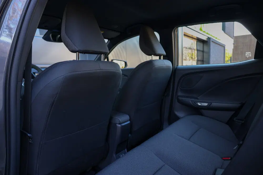 Lexus LBX 1.5 Business Line 2WD uit 2025, foto 8