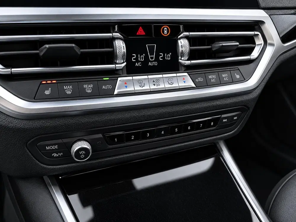 BMW 3-serie Executive uit 2020, foto 15