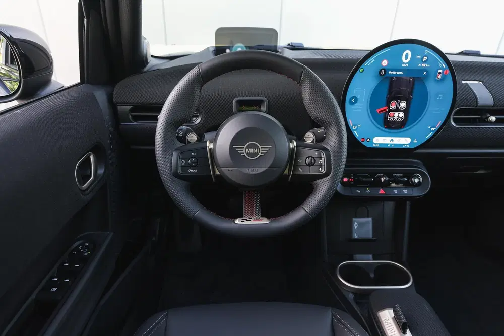 Mini Hatchback Cooper C uit 2026, foto 3