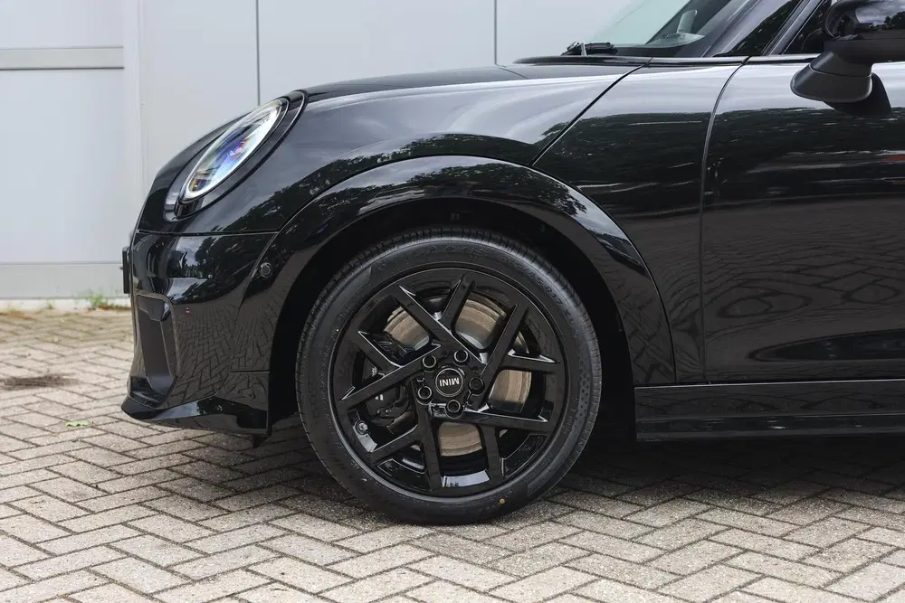 Mini Hatchback Cooper C uit 2026, foto 5