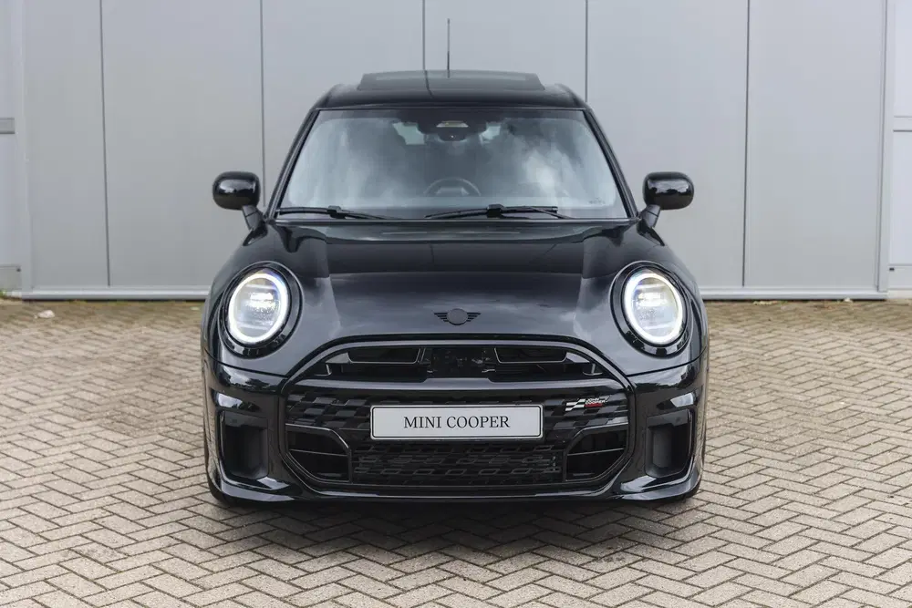 Mini Hatchback Cooper C uit 2026, foto 6