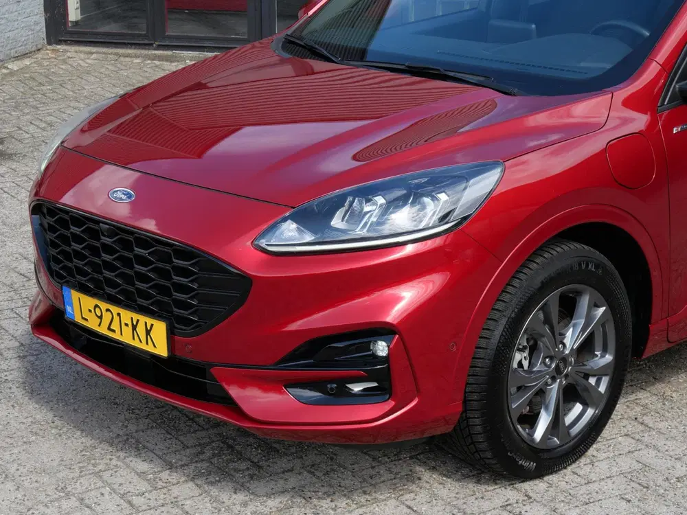 Ford Kuga PHEV ST-LINE uit 2021, foto 11