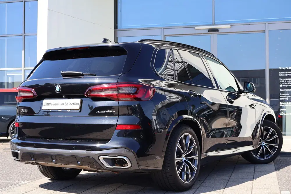 BMW X5 xDrive45e Automaat uit 2022, foto 12