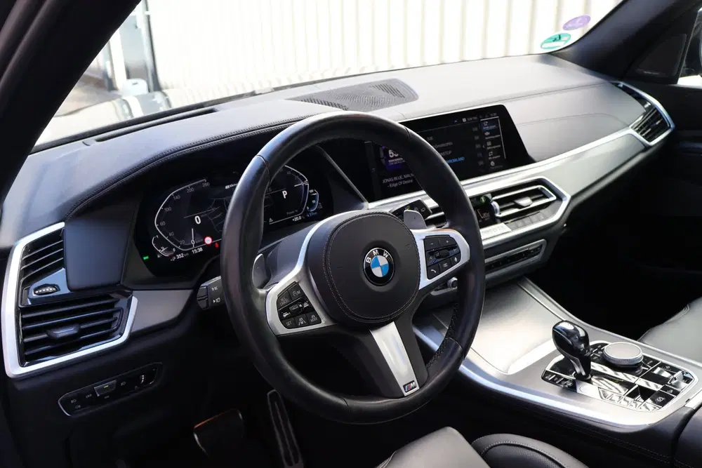 BMW X5 xDrive45e Automaat uit 2022, foto 14