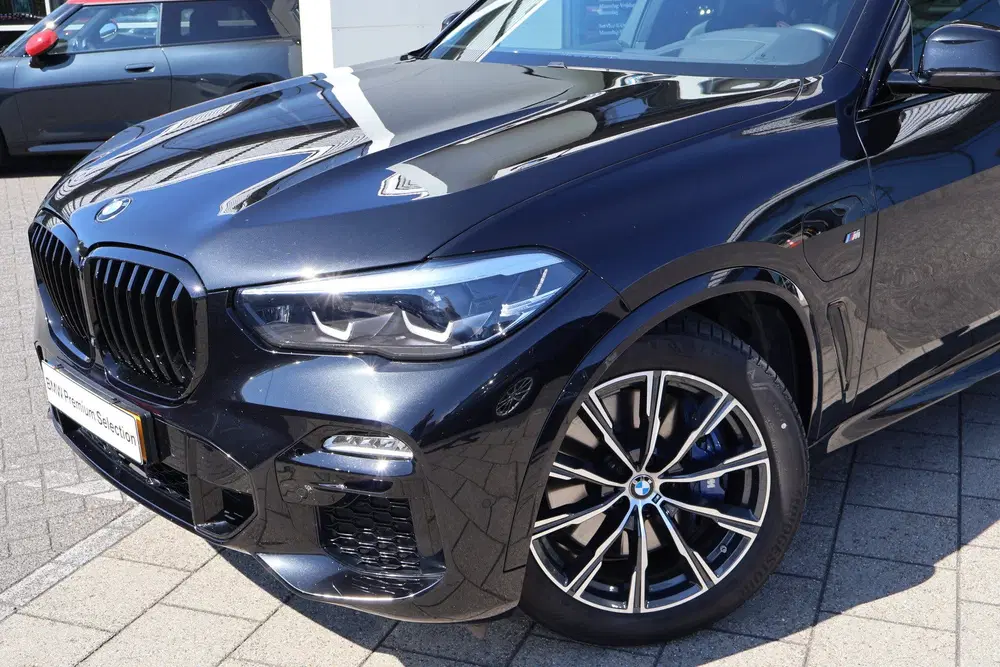 BMW X5 xDrive45e Automaat uit 2022, foto 2