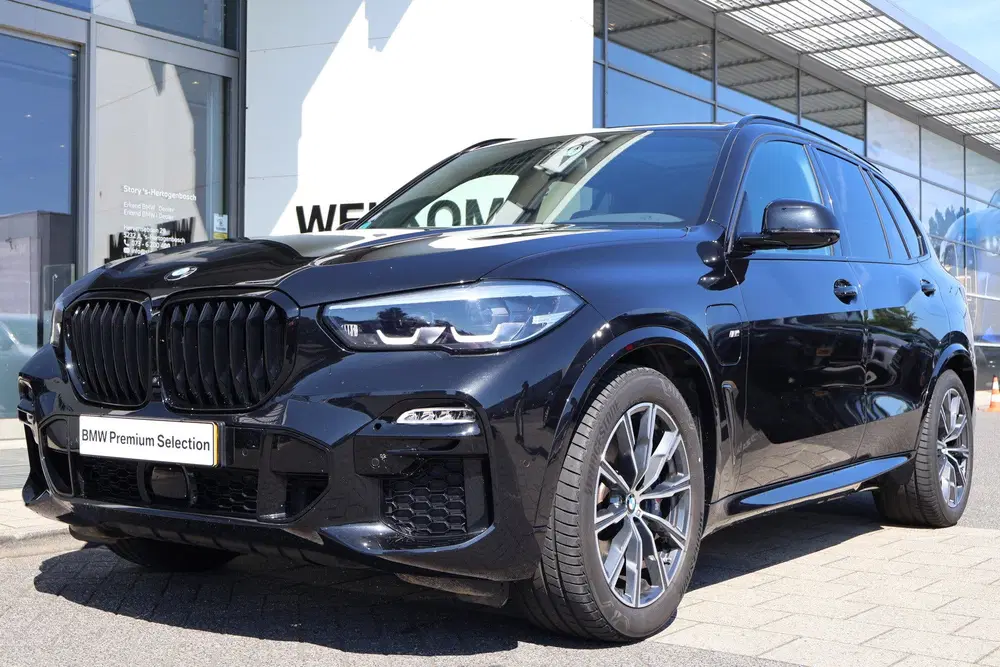BMW X5 xDrive45e Automaat uit 2022, foto 5