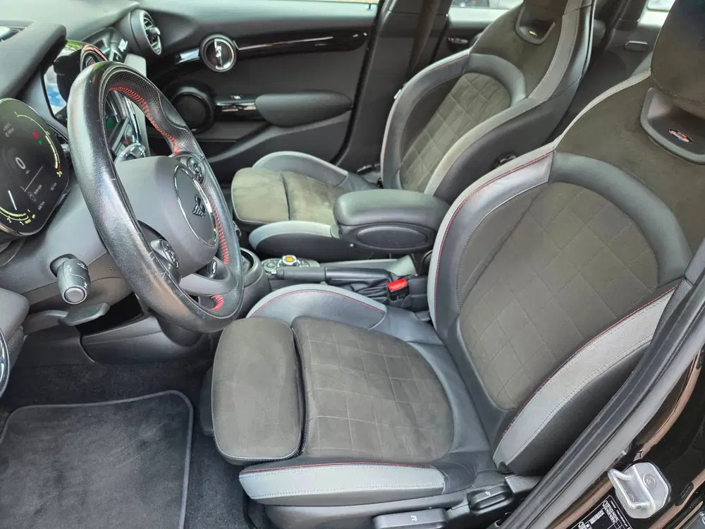 Mini Cooper 1.5 Cooper Dalston Edition Sport Automaat uit 2021, foto 11