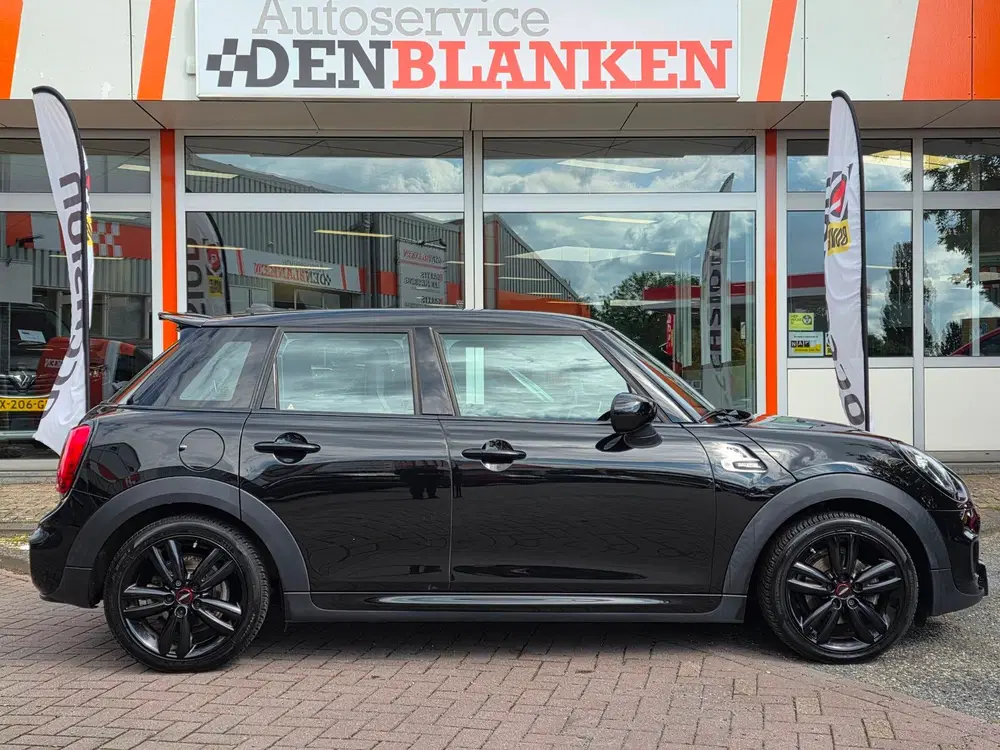 Mini Cooper 1.5 Cooper Dalston Edition Sport Automaat uit 2021, foto 4