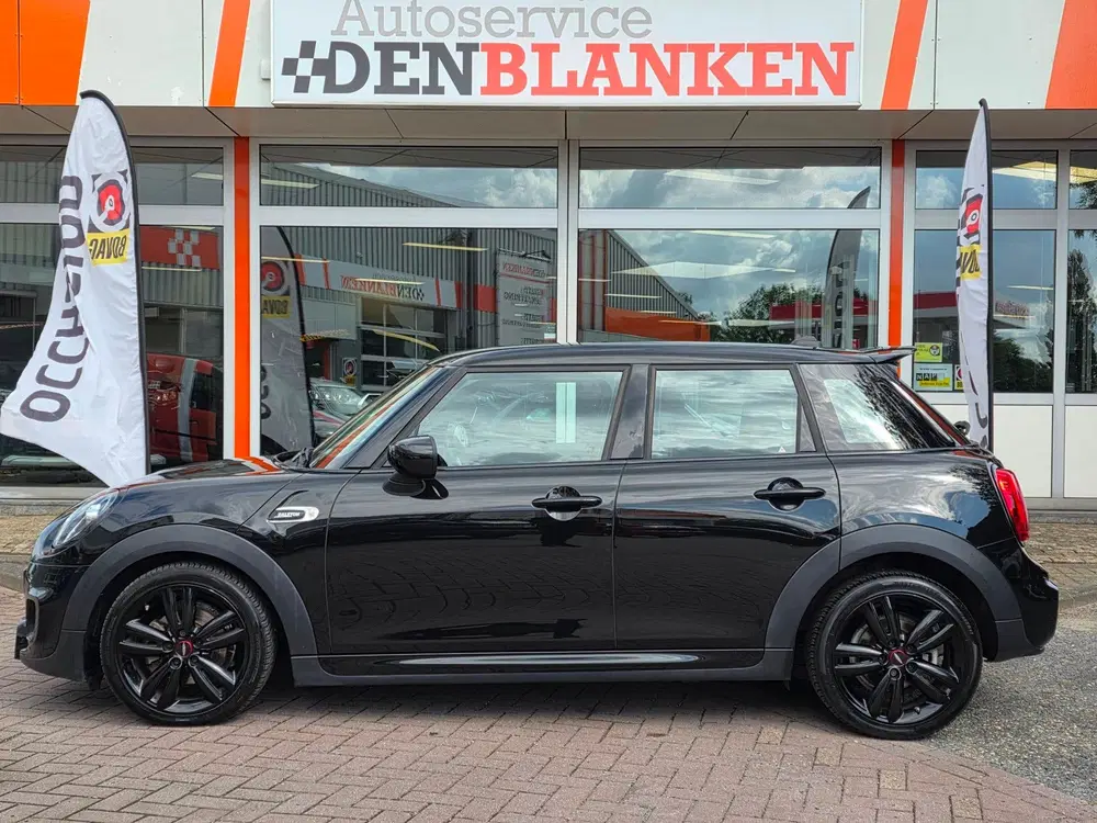Mini Cooper 1.5 Cooper Dalston Edition Sport Automaat uit 2021, foto 5
