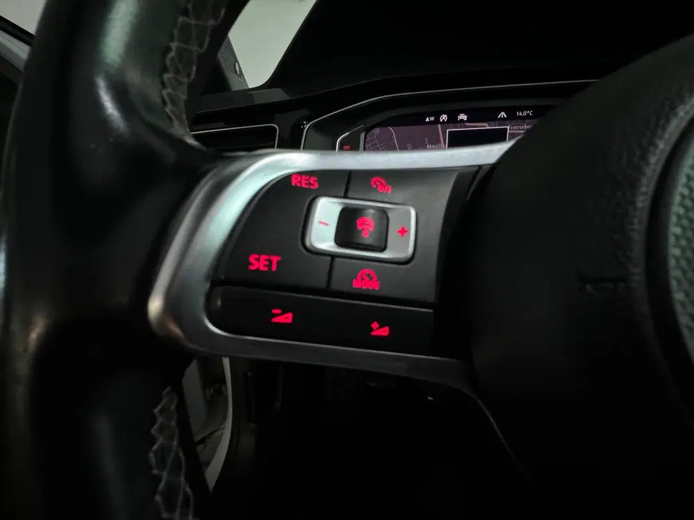 Volkswagen Polo 1.0 TSI Highline R Pano uit 2020, foto 12