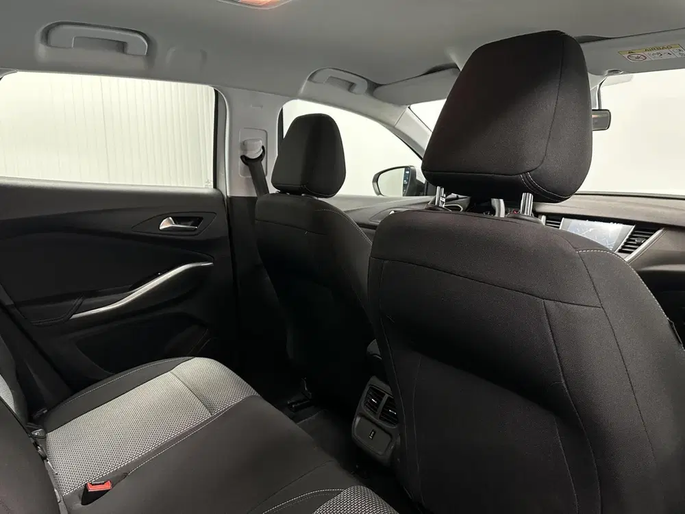 Opel Grandland 1.2 Turbo Edition 63.000 KM A. CAMERA CRUI uit 2021, foto 15