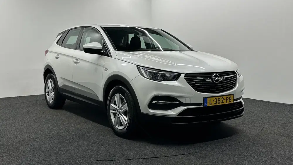 Opel Grandland 1.2 Turbo Edition 63.000 KM A. CAMERA CRUI uit 2021, foto 3