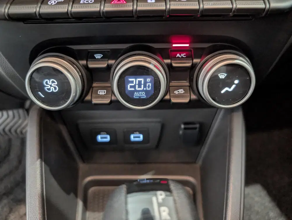 Dacia Duster 1.3 TCe 150 Journey uit 2023, foto 11