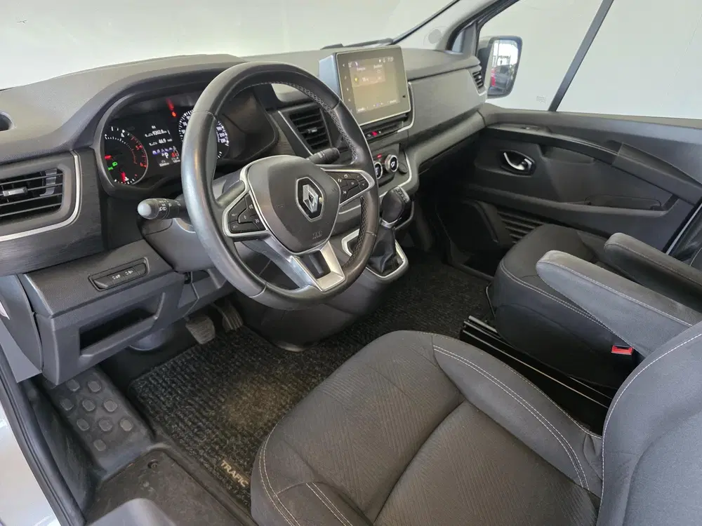 Renault Trafic 2.0 Blue dCi EDC 170 T29 L2H1 Extra DC uit 2024, foto 6