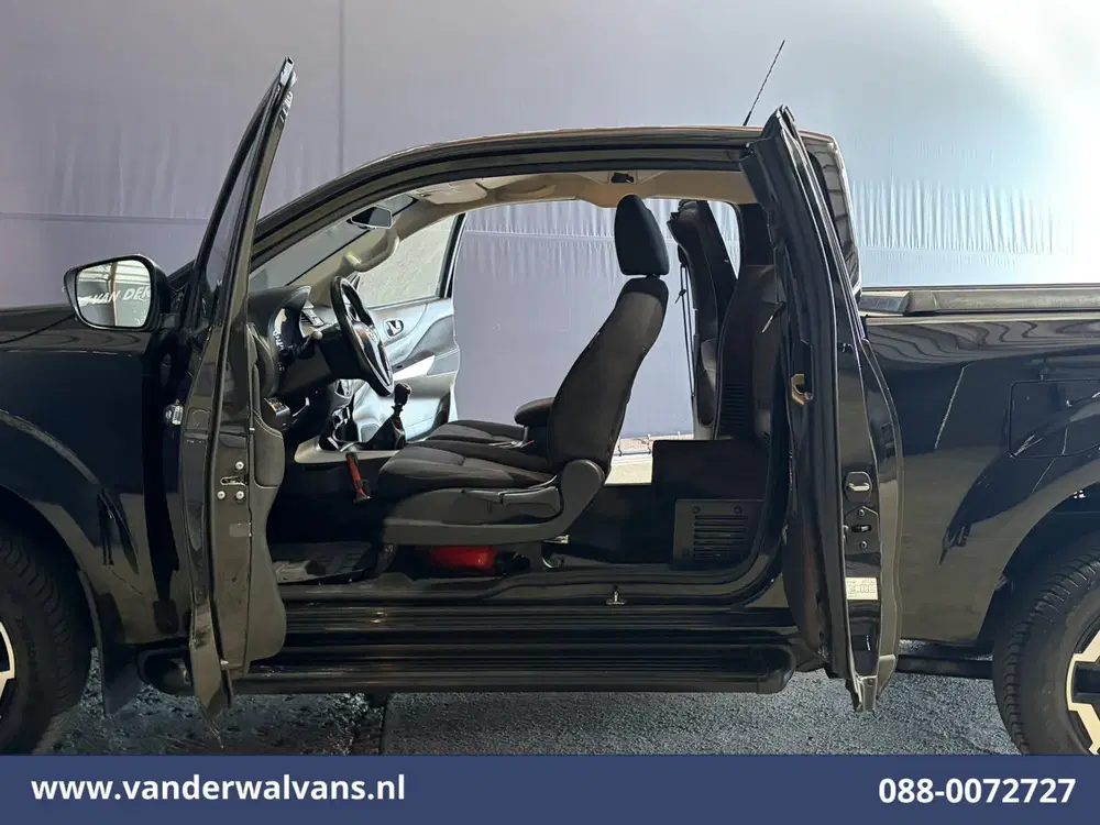 Nissan Navara 2.3 dCi 164pk 4x4 Aandrijving Euro6 Airco uit 2020, foto 4