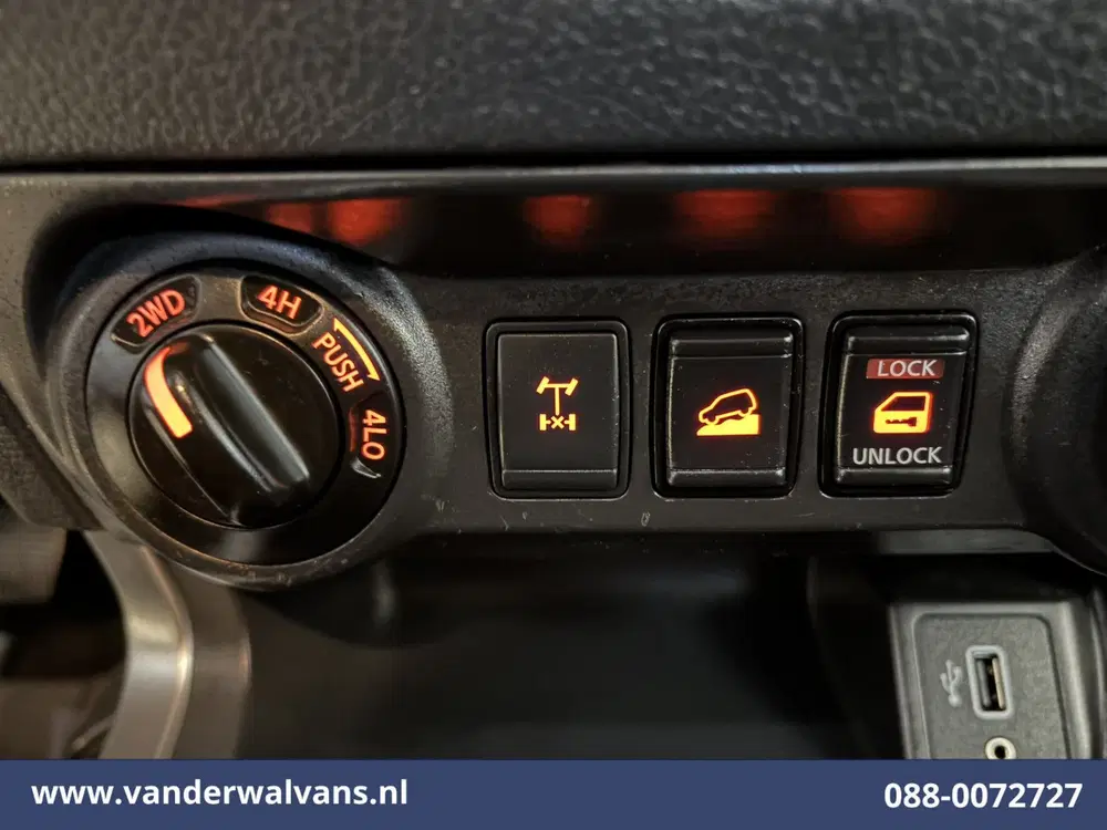 Nissan Navara 2.3 dCi 164pk 4x4 Aandrijving Euro6 Airco uit 2020, foto 5