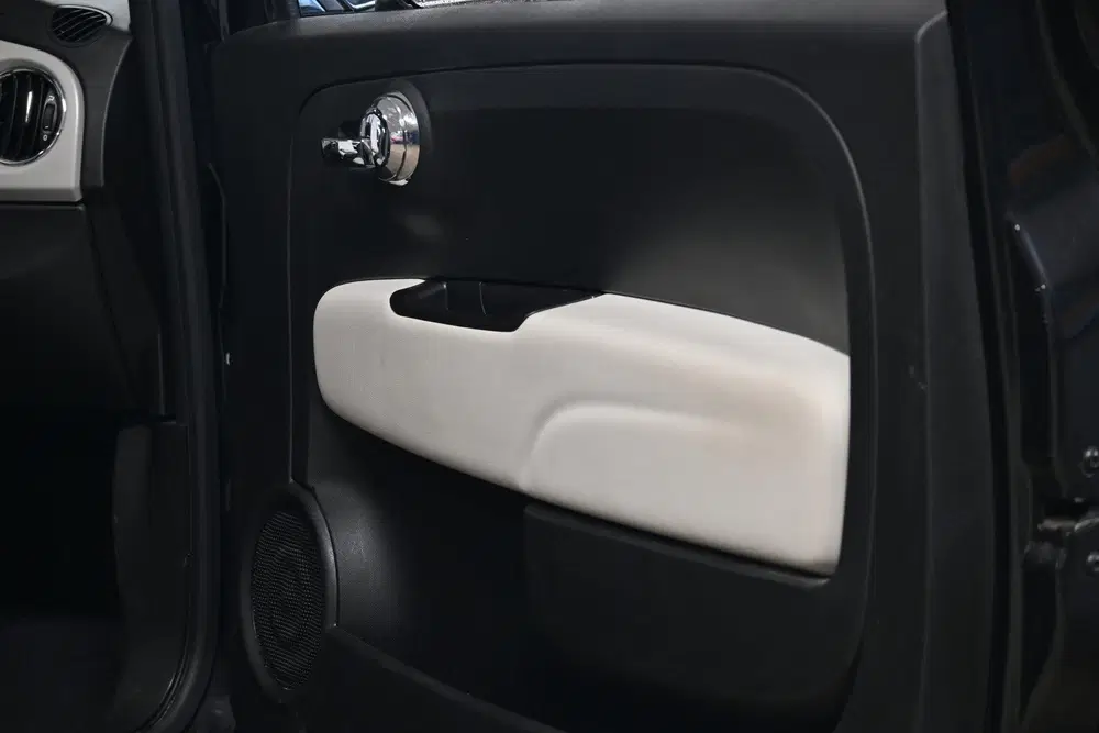 Fiat 500 1.0 Hybrid Star Navi uit 2020, foto 10