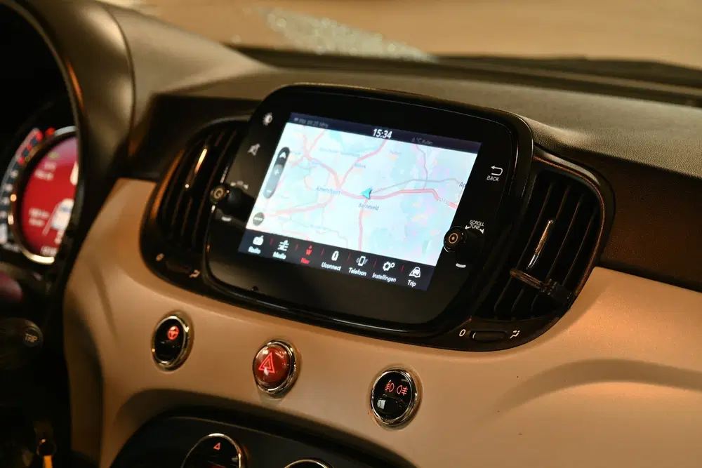 Fiat 500 1.0 Hybrid Star Navi uit 2020, foto 13