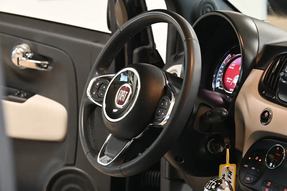 Fiat 500 1.0 Hybrid Star Navi uit 2020, foto 14
