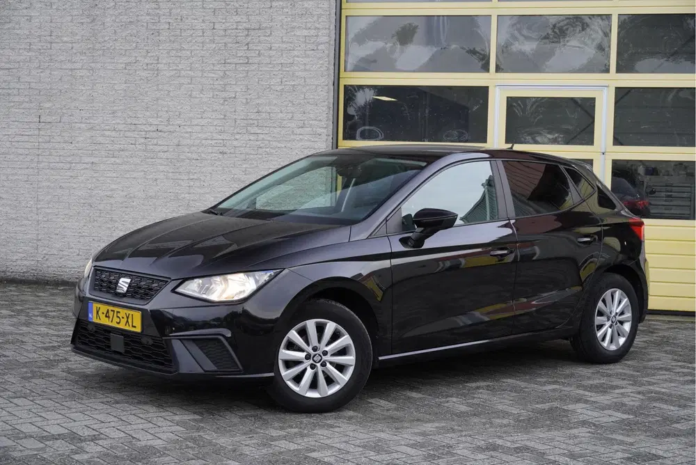 SEAT Ibiza 1.0 TSI 5drs Style BJ2021 Lmv 15" uit 2021, foto 2