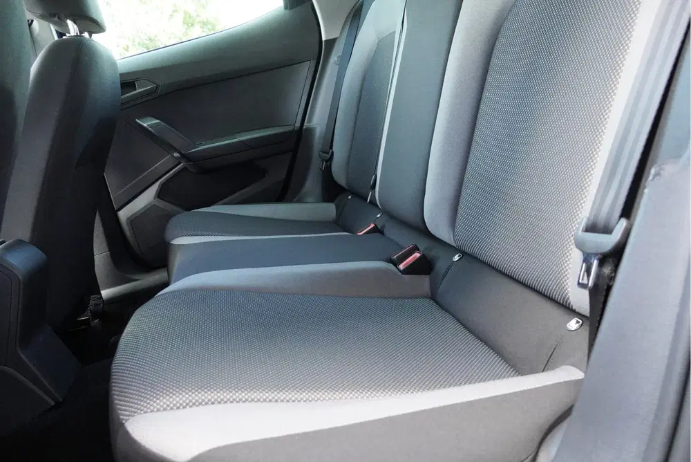 SEAT Ibiza 1.0 TSI 5drs Style BJ2021 Lmv 15" uit 2021, foto 9