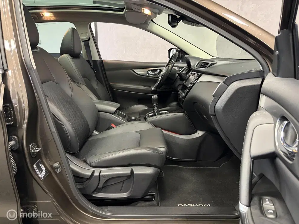 Nissan Qashqai 1.2 Tekna PANO uit 2019, foto 13